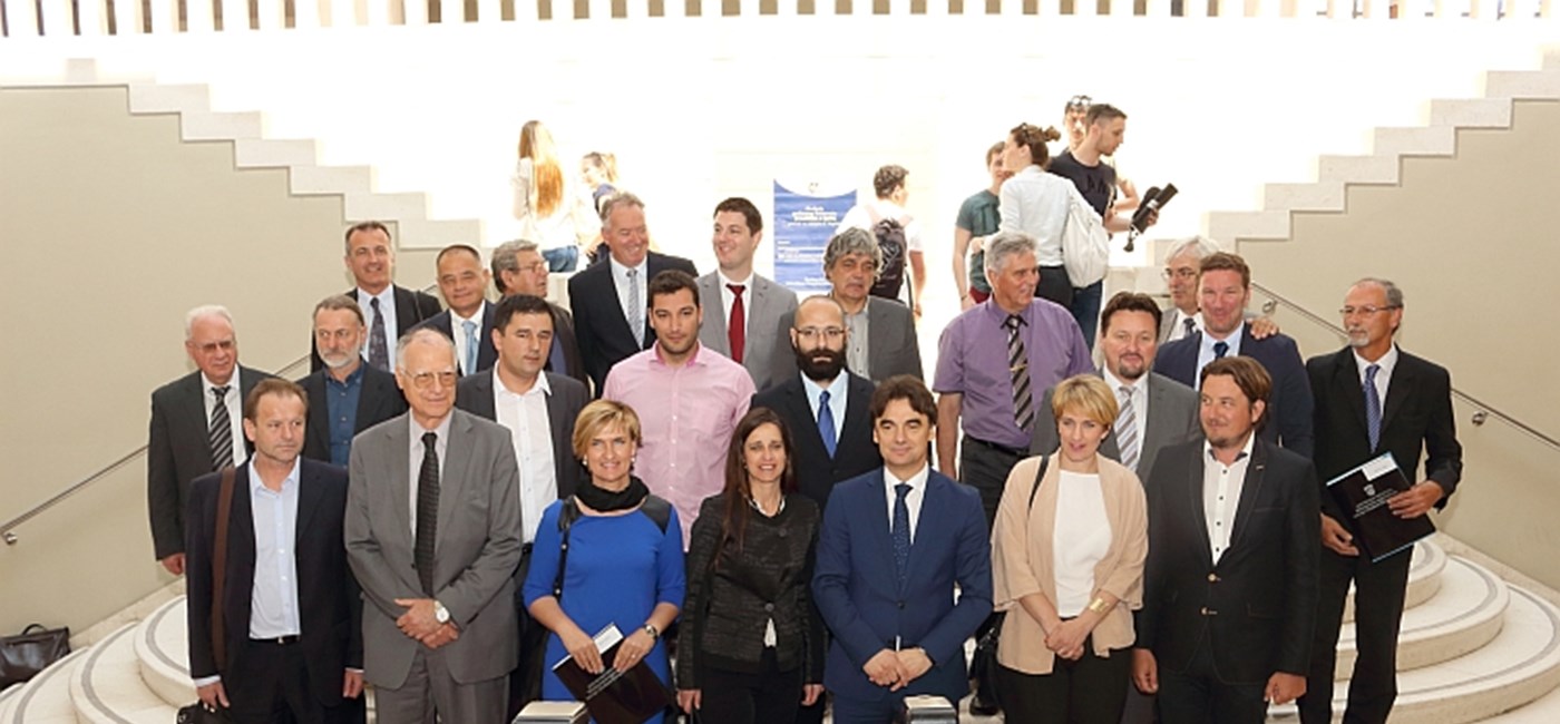 Potpredsjednik Vlade Branko Grčić potpisao ugovore o sufinanciranju 26 projekata za razvoj jadranskih otoka